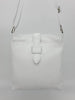 joli sac blanc à rabat en cuir.